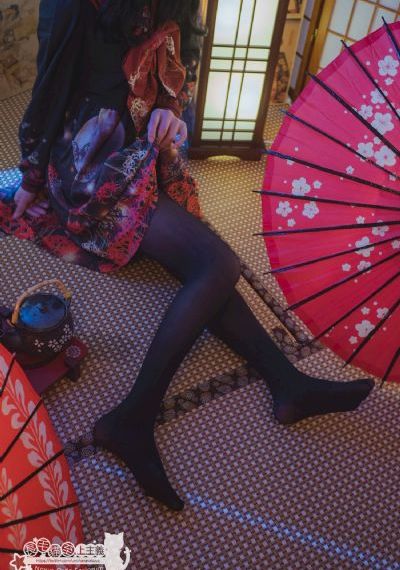 欧美格子半身裙街拍_BD国语日韩免费观看